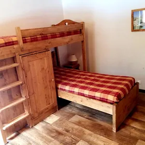 https://apt-le-napoleon.hotels-rhonealpes.com