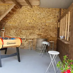 https://gite-tante-jeanne.hotels-rhonealpes.com